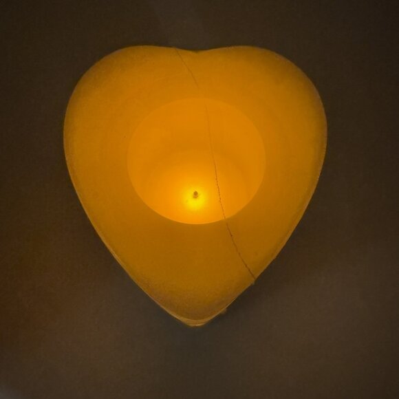 Flameless Pillar Wax Candle Heart Shaped Battery 6” Valentine’s Day Romantic NEW - Picture 2 of 12